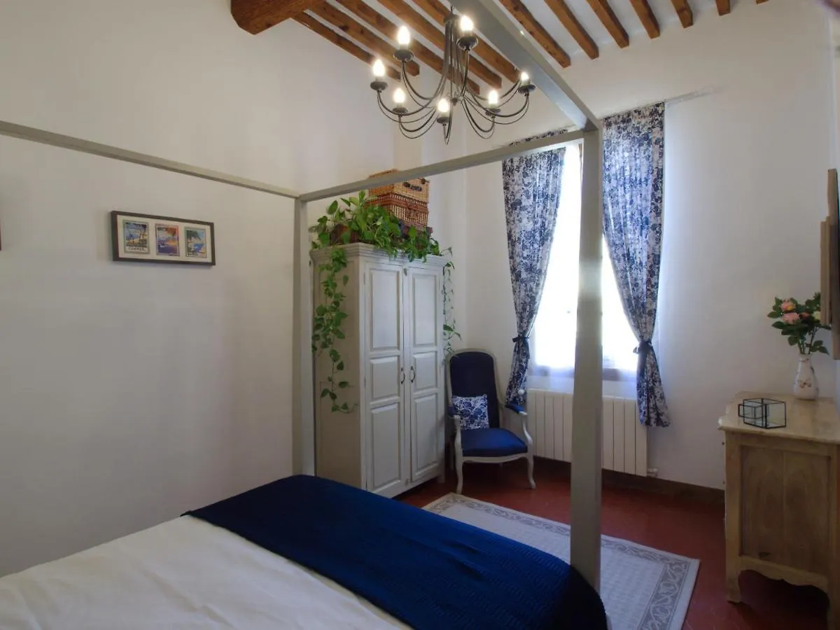 Cent Cinq - Unique Apartments In The Heart Of Apt Frankreich